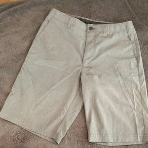 Nicklaus Shorts Size 30 Gray Shorts